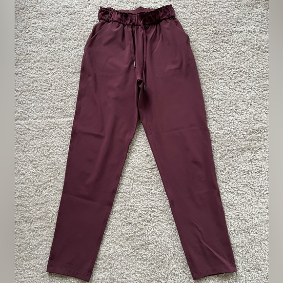 Lululemon Keep Moving Pant Size 2 - Picture 1 of 11